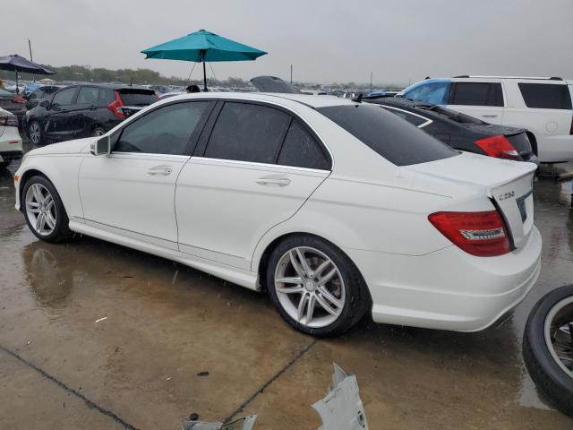 Photo 1 VIN: WDDGF4HB0DR275546 - MERCEDES-BENZ C 250 