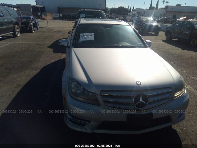 Photo 5 VIN: WDDGF4HB0DR279189 - MERCEDES-BENZ C-CLASS 