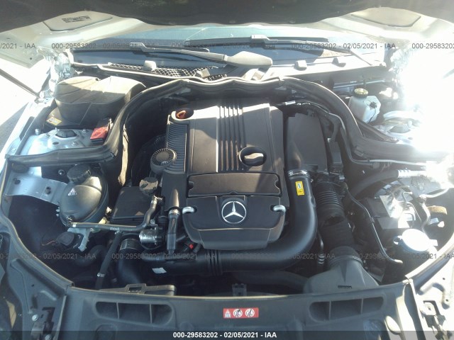 Photo 9 VIN: WDDGF4HB0DR279189 - MERCEDES-BENZ C-CLASS 