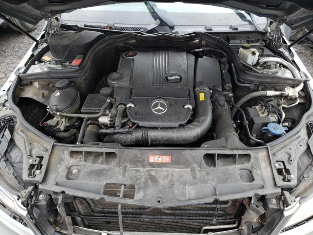 Photo 6 VIN: WDDGF4HB0DR296333 - MERCEDES-BENZ C 250 