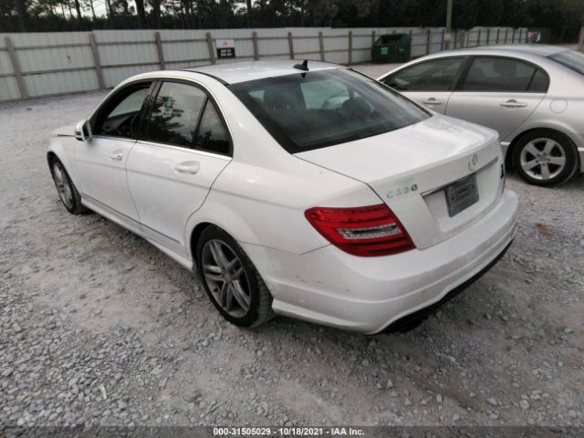 Photo 2 VIN: WDDGF4HB0DR299930 - MERCEDES-BENZ C-CLASS 