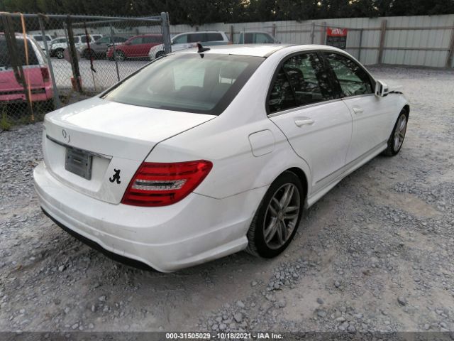 Photo 3 VIN: WDDGF4HB0DR299930 - MERCEDES-BENZ C-CLASS 