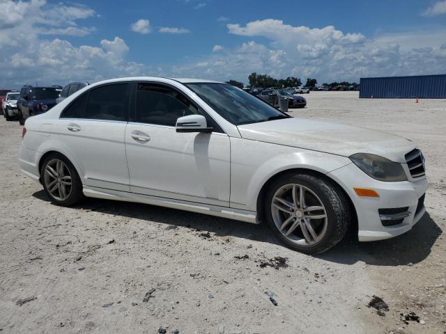 Photo 3 VIN: WDDGF4HB0EA930501 - MERCEDES-BENZ C 250 