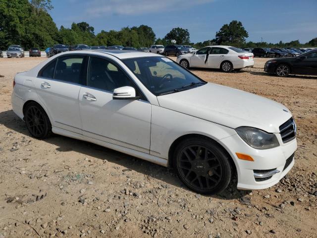 Photo 3 VIN: WDDGF4HB0EA944639 - MERCEDES-BENZ C 250 