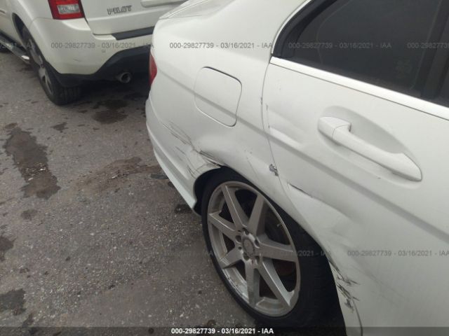 Photo 5 VIN: WDDGF4HB0EA956760 - MERCEDES-BENZ C-CLASS 