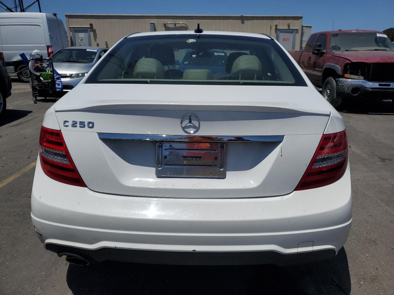 Photo 5 VIN: WDDGF4HB0EG242916 - MERCEDES-BENZ C-KLASSE 