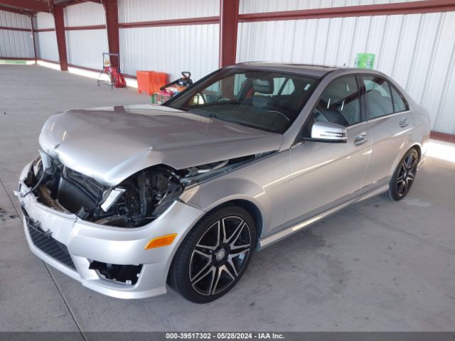 Photo 1 VIN: WDDGF4HB0EG255035 - MERCEDES-BENZ C 250 