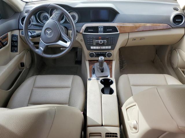 Photo 7 VIN: WDDGF4HB1CA607247 - MERCEDES-BENZ C-CLASS 