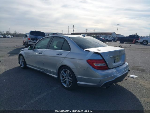 Photo 2 VIN: WDDGF4HB1CA655766 - MERCEDES-BENZ C-CLASS 