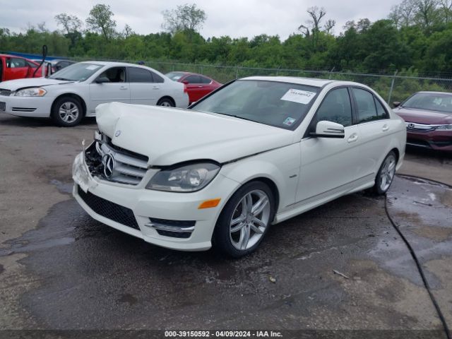 Photo 1 VIN: WDDGF4HB1CA672115 - MERCEDES-BENZ C 250 