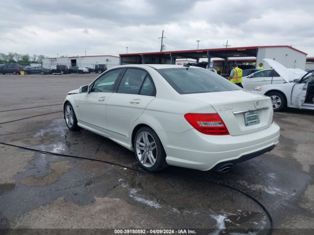 Photo 2 VIN: WDDGF4HB1CA672115 - MERCEDES-BENZ C 250 