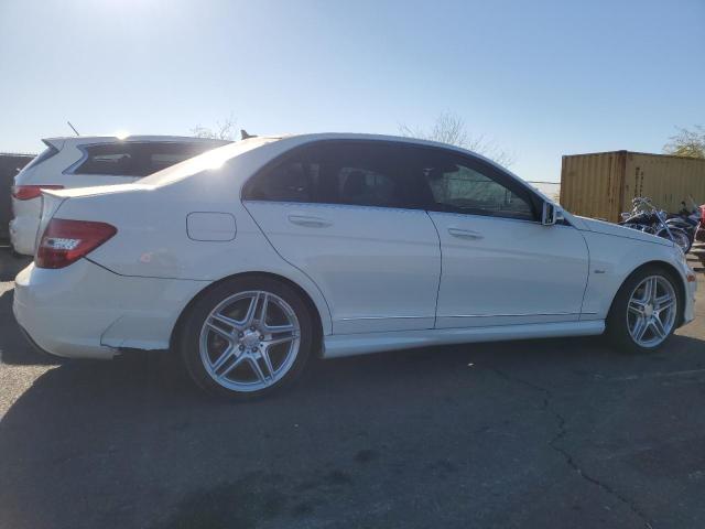 Photo 2 VIN: WDDGF4HB1CF854402 - MERCEDES-BENZ C 250 