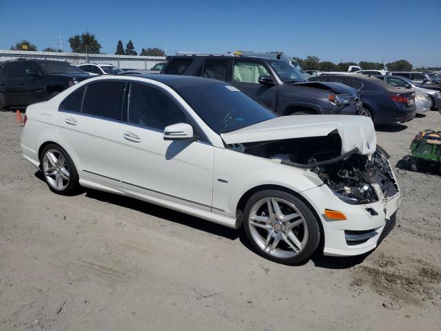 Photo 3 VIN: WDDGF4HB1CR217699 - MERCEDES-BENZ C 250 