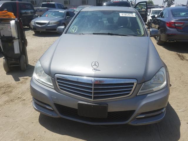 Photo 8 VIN: WDDGF4HB1CR222191 - MERCEDES-BENZ C 250 