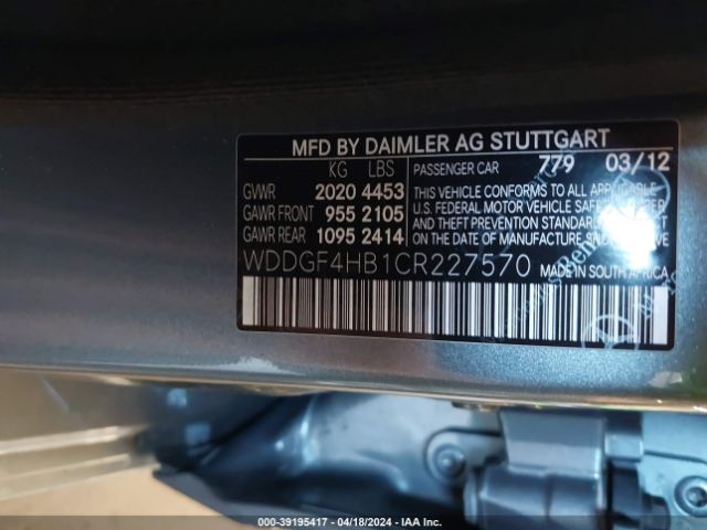 Photo 8 VIN: WDDGF4HB1CR227570 - MERCEDES-BENZ C 250 