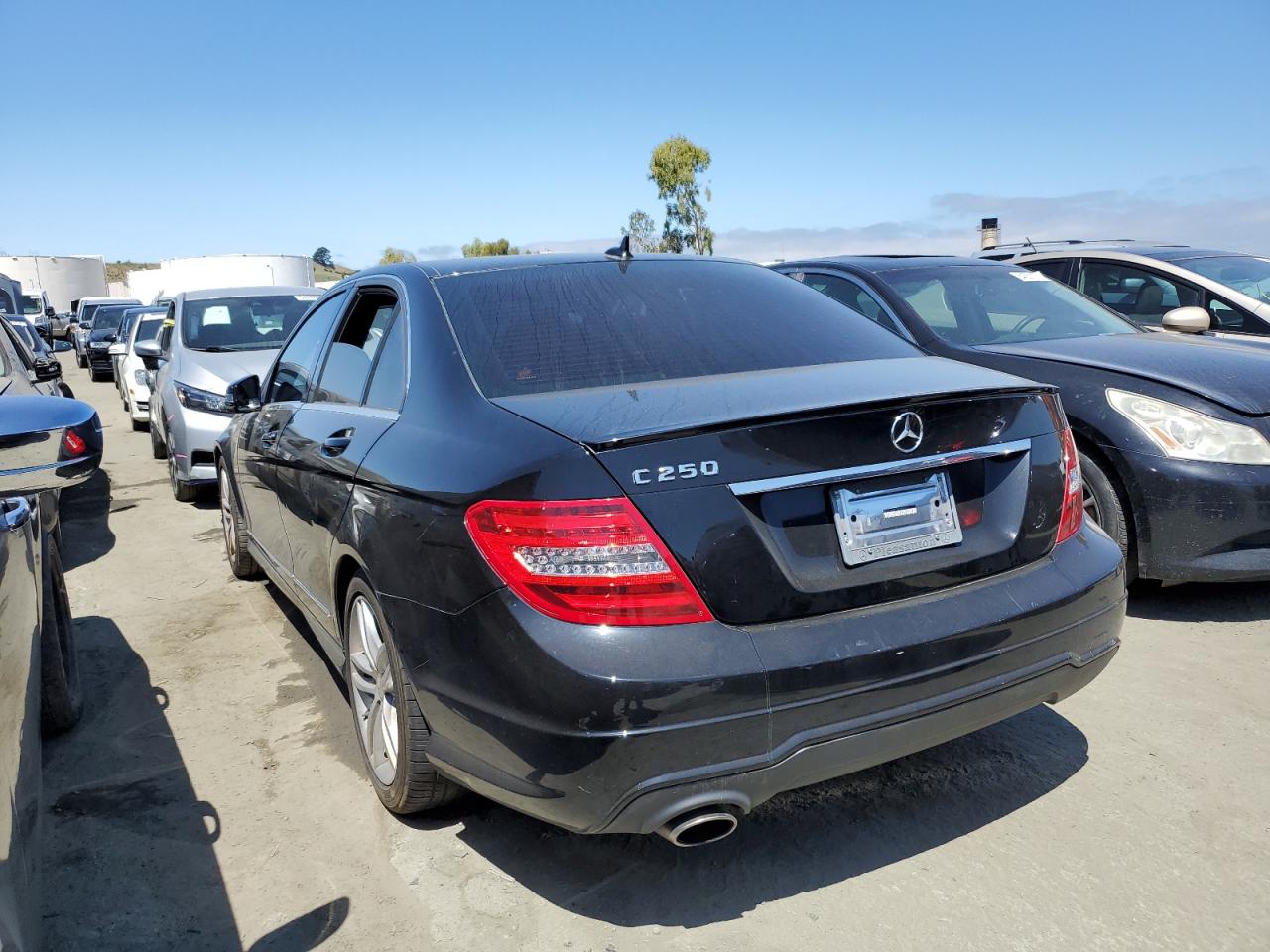 Photo 1 VIN: WDDGF4HB1CR235443 - MERCEDES-BENZ C-KLASSE 