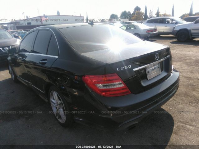 Photo 2 VIN: WDDGF4HB1CR236821 - MERCEDES-BENZ C-CLASS 