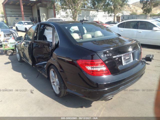 Photo 2 VIN: WDDGF4HB1DA775181 - MERCEDES-BENZ C-CLASS 