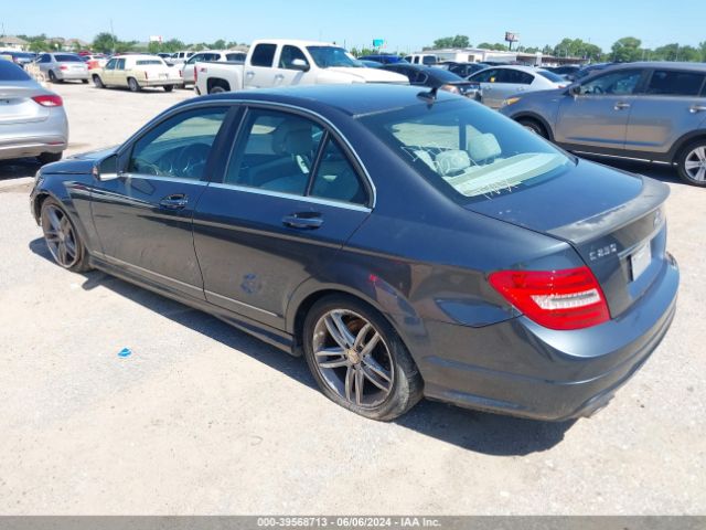 Photo 2 VIN: WDDGF4HB1DA789291 - MERCEDES-BENZ C-CLASS 