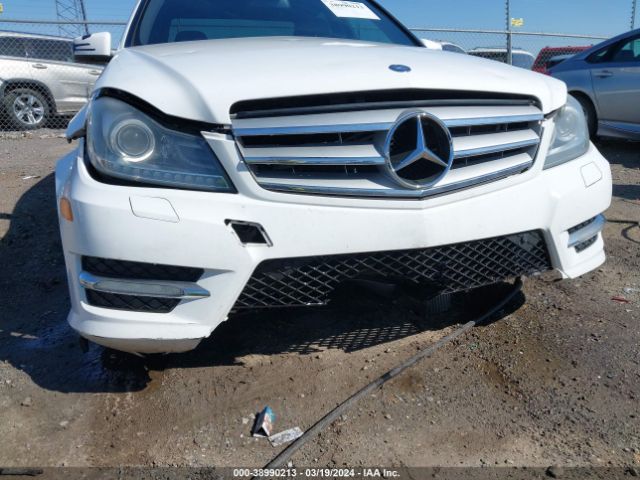 Photo 5 VIN: WDDGF4HB1DA798217 - MERCEDES-BENZ C 250 