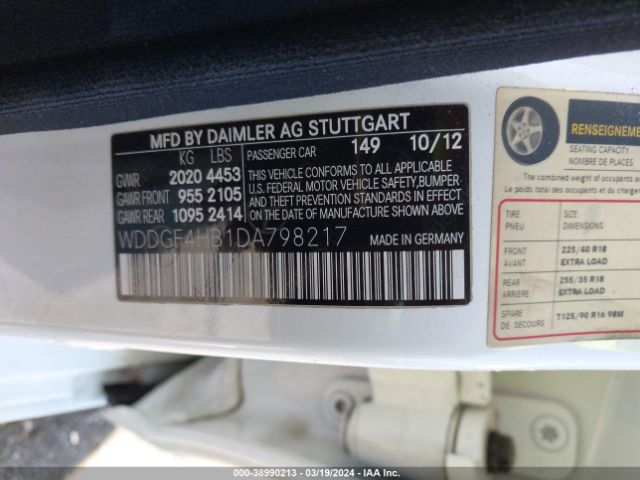 Photo 8 VIN: WDDGF4HB1DA798217 - MERCEDES-BENZ C 250 