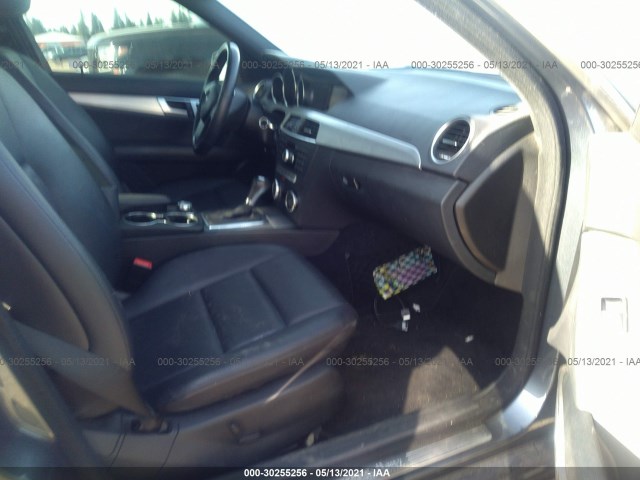 Photo 4 VIN: WDDGF4HB1DA799626 - MERCEDES-BENZ C-CLASS 