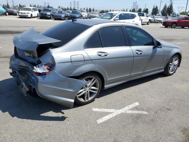 Photo 2 VIN: WDDGF4HB1DA827697 - MERCEDES-BENZ C 250 