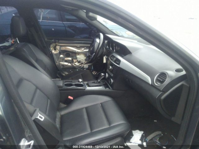 Photo 4 VIN: WDDGF4HB1DA853006 - MERCEDES-BENZ C-CLASS 