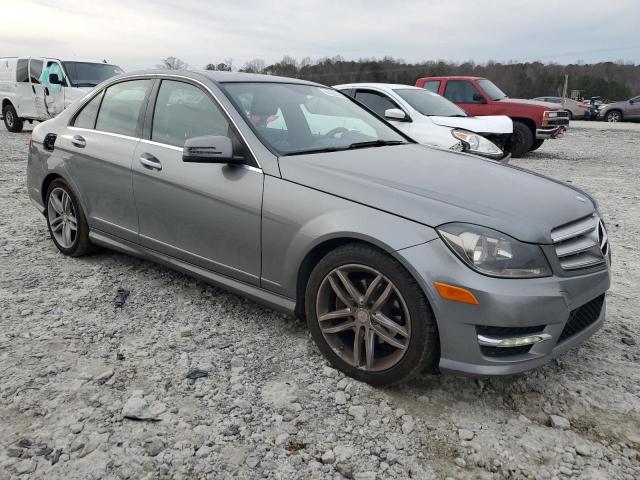 Photo 3 VIN: WDDGF4HB1DA858884 - MERCEDES-BENZ C-CLASS 