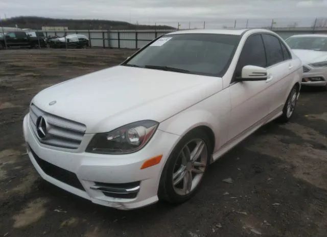 Photo 1 VIN: WDDGF4HB1DG007052 - MERCEDES-BENZ C 250 