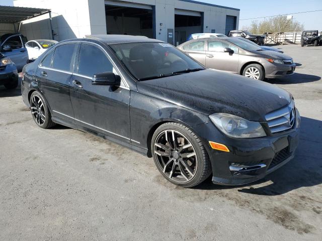 Photo 3 VIN: WDDGF4HB1DR240935 - MERCEDES-BENZ C 250 