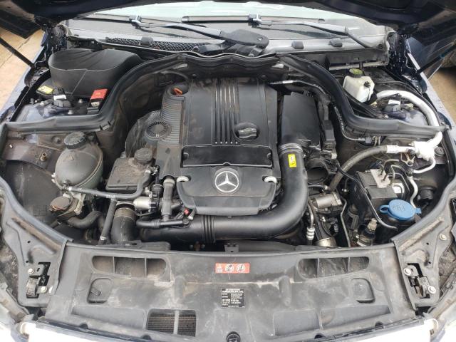 Photo 10 VIN: WDDGF4HB1DR248985 - MERCEDES-BENZ C-CLASS 