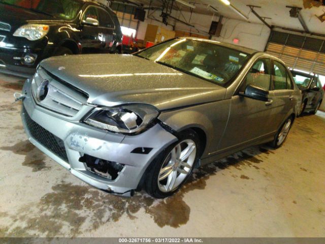 Photo 1 VIN: WDDGF4HB1DR253488 - MERCEDES-BENZ C-CLASS 