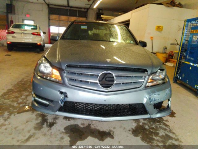 Photo 5 VIN: WDDGF4HB1DR253488 - MERCEDES-BENZ C-CLASS 