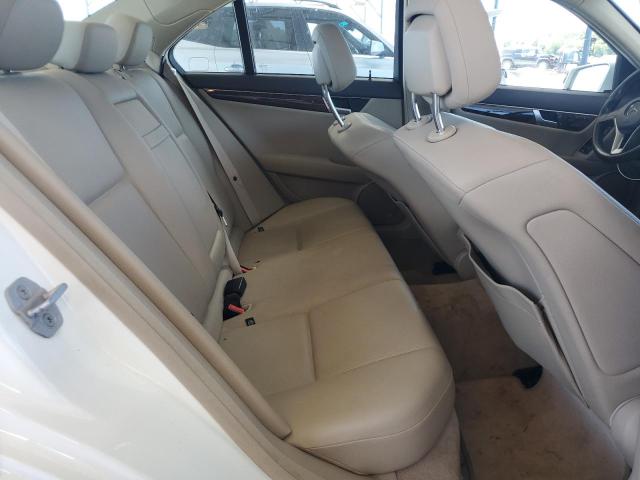 Photo 9 VIN: WDDGF4HB1DR256391 - MERCEDES-BENZ C-CLASS 