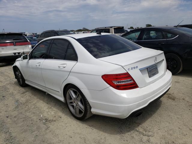 Photo 2 VIN: WDDGF4HB1DR260957 - MERCEDES-BENZ C 250 