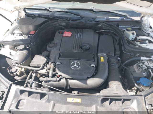 Photo 9 VIN: WDDGF4HB1DR262854 - MERCEDES-BENZ C 250 