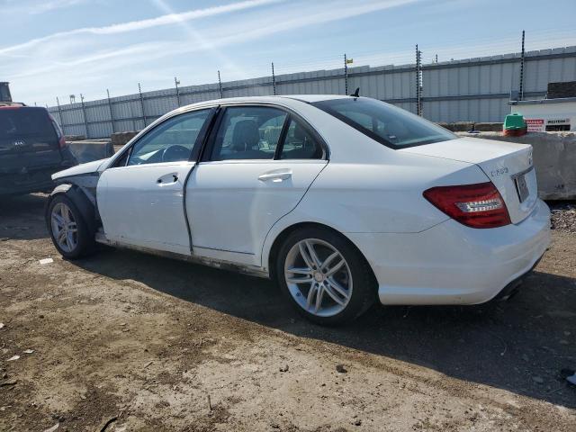 Photo 1 VIN: WDDGF4HB1DR267875 - MERCEDES-BENZ C-CLASS 