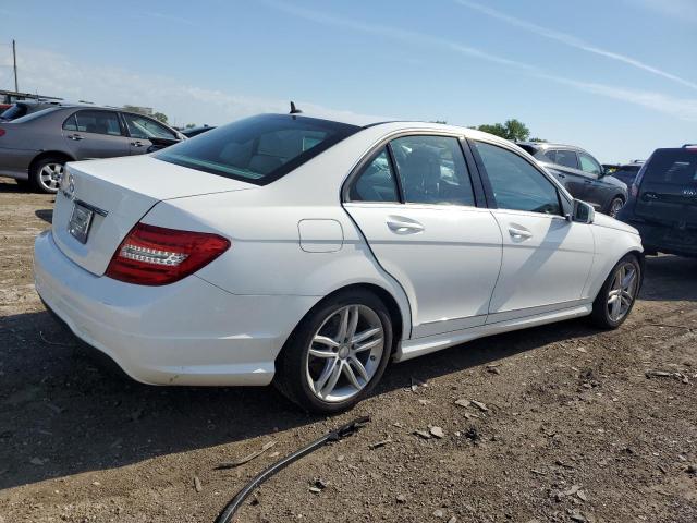 Photo 2 VIN: WDDGF4HB1DR267875 - MERCEDES-BENZ C-CLASS 