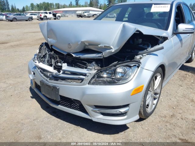 Photo 5 VIN: WDDGF4HB1DR268749 - MERCEDES-BENZ C 250 