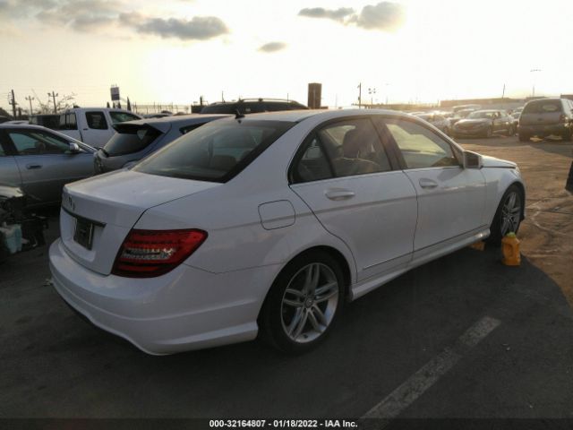 Photo 3 VIN: WDDGF4HB1DR269500 - MERCEDES-BENZ C-CLASS 