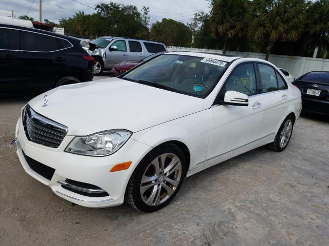 Photo 1 VIN: WDDGF4HB1DR276639 - MERCEDES-BENZ C 250 