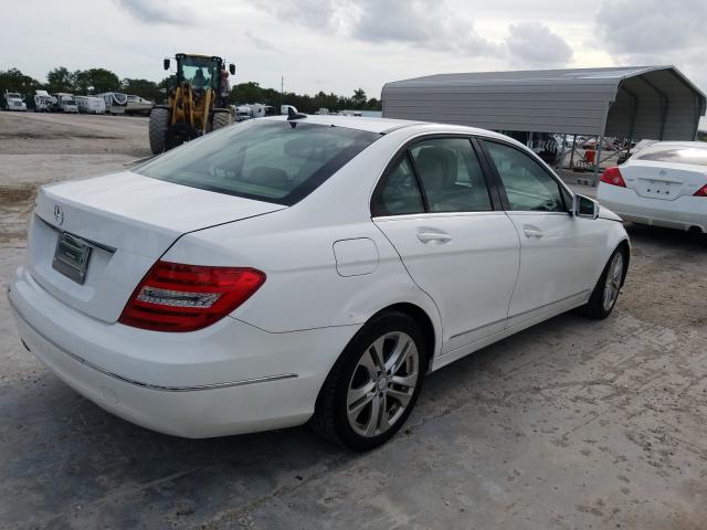 Photo 3 VIN: WDDGF4HB1DR276639 - MERCEDES-BENZ C 250 