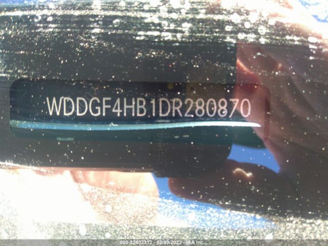 Photo 8 VIN: WDDGF4HB1DR280870 - MERCEDES-BENZ C-CLASS 