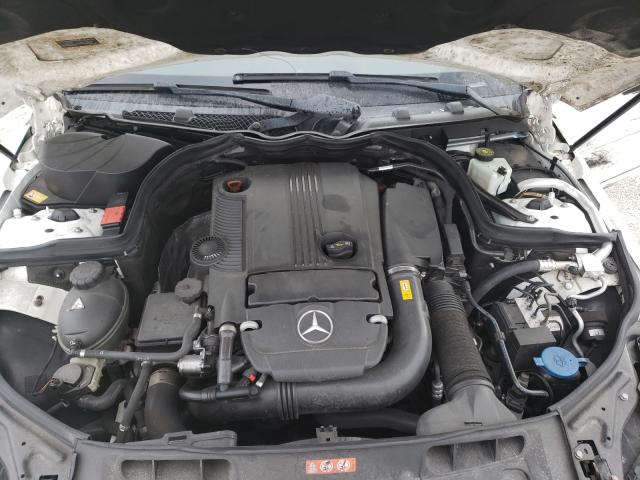 Photo 6 VIN: WDDGF4HB1DR285034 - MERCEDES-BENZ C 250 