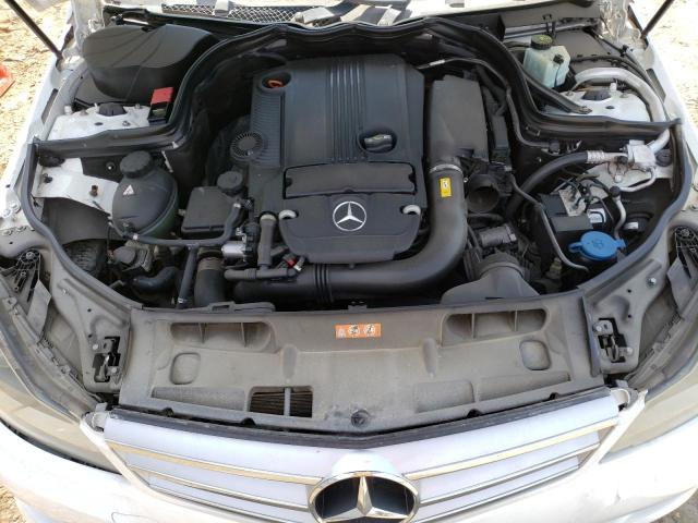 Photo 10 VIN: WDDGF4HB1DR288385 - MERCEDES-BENZ C 250 