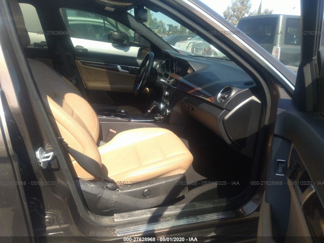 Photo 4 VIN: WDDGF4HB1DR291111 - MERCEDES-BENZ C-CLASS 