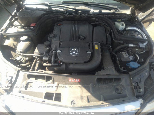 Photo 9 VIN: WDDGF4HB1DR291111 - MERCEDES-BENZ C-CLASS 