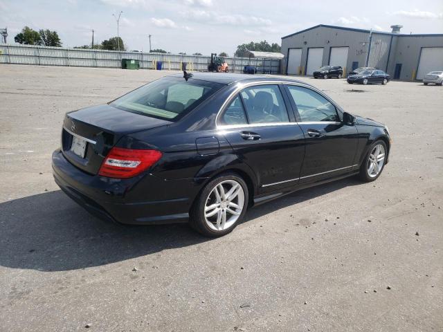 Photo 2 VIN: WDDGF4HB1DR294669 - MERCEDES-BENZ C 250 