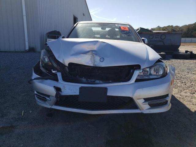 Photo 4 VIN: WDDGF4HB1DR300017 - MERCEDES-BENZ C 250 